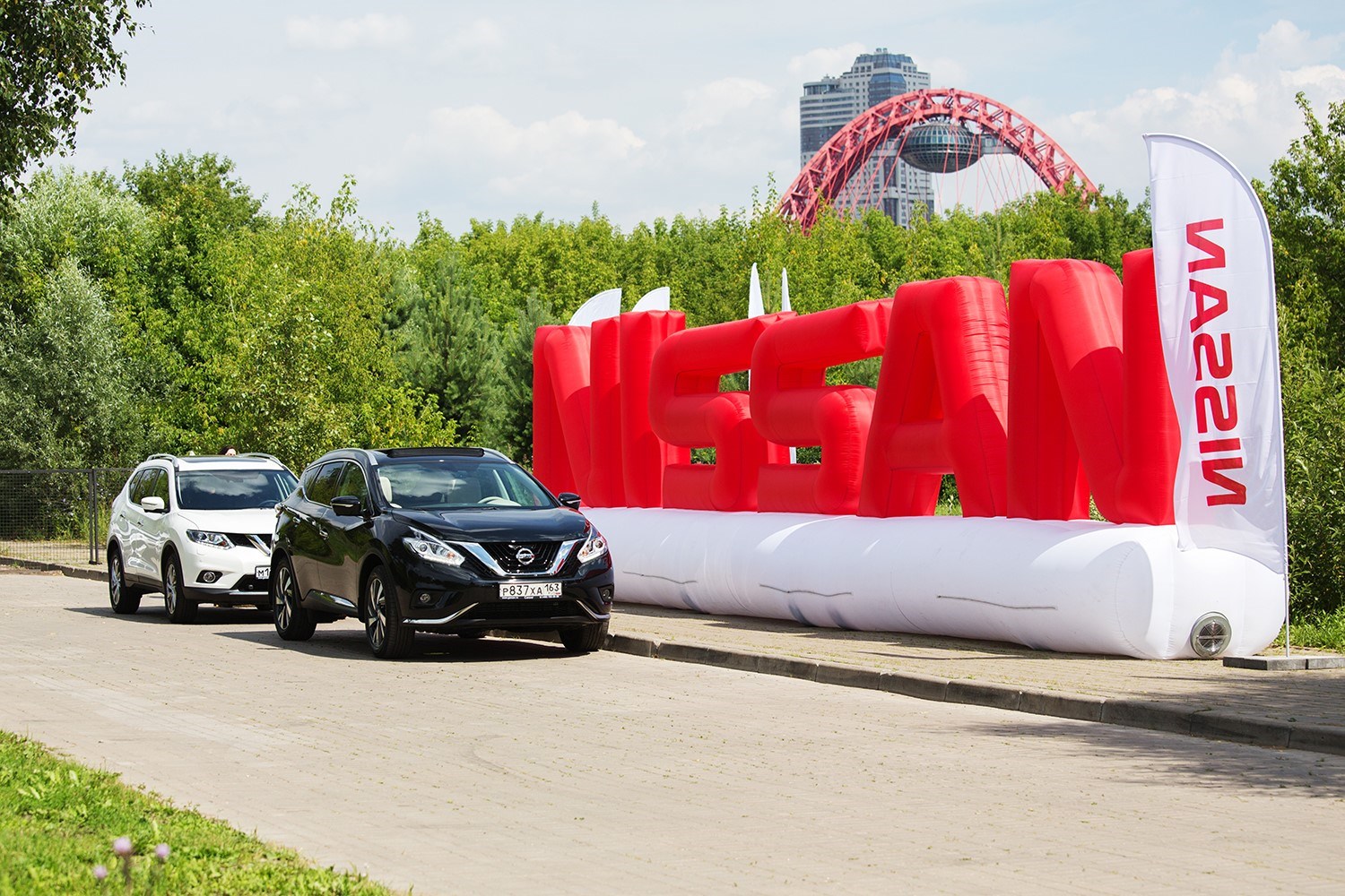 nissan реклама